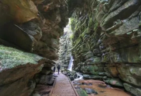 Imagem #4 do Pacote Buraco do Padre + Vila Velha e Curitiba Cultural